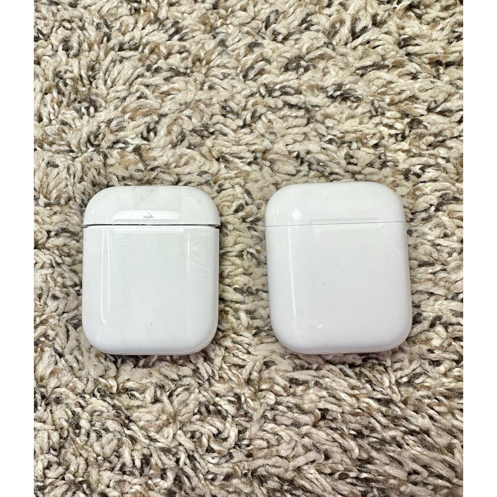 Lot Of 2 Apple Airpods First Generation Working & For Parts *READ DESCRIPTION*